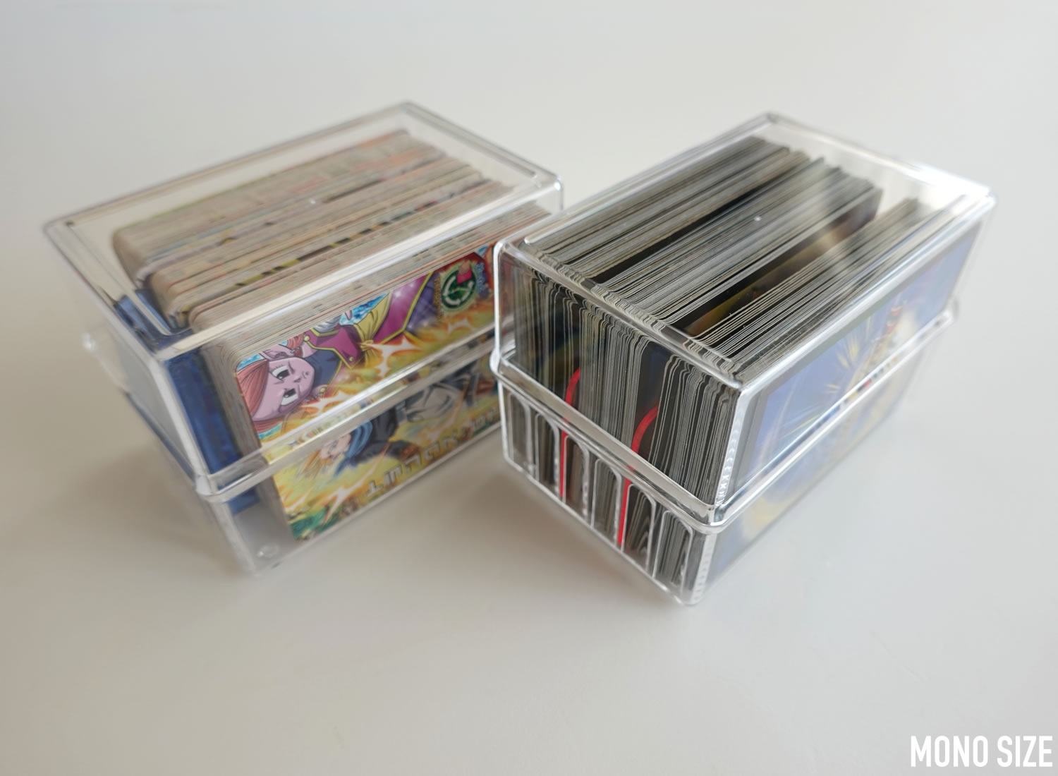 100均ダイソーで売られていたすっきりカードケースの収納グッズ商品画像