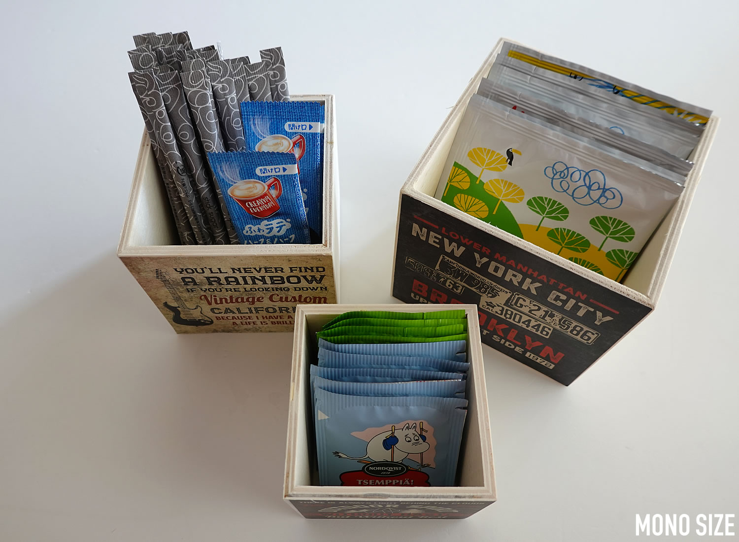 100均セリアで売られていた木製BOX クラシックスタイルの収納グッズ商品画像