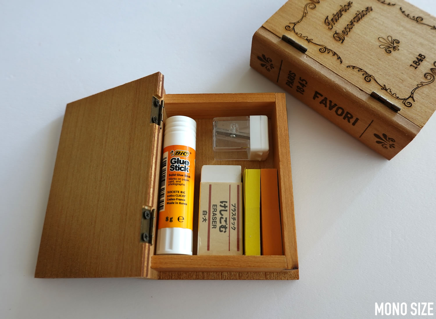 100均セリアで売られていた木製ブックボックスの収納グッズ商品画像