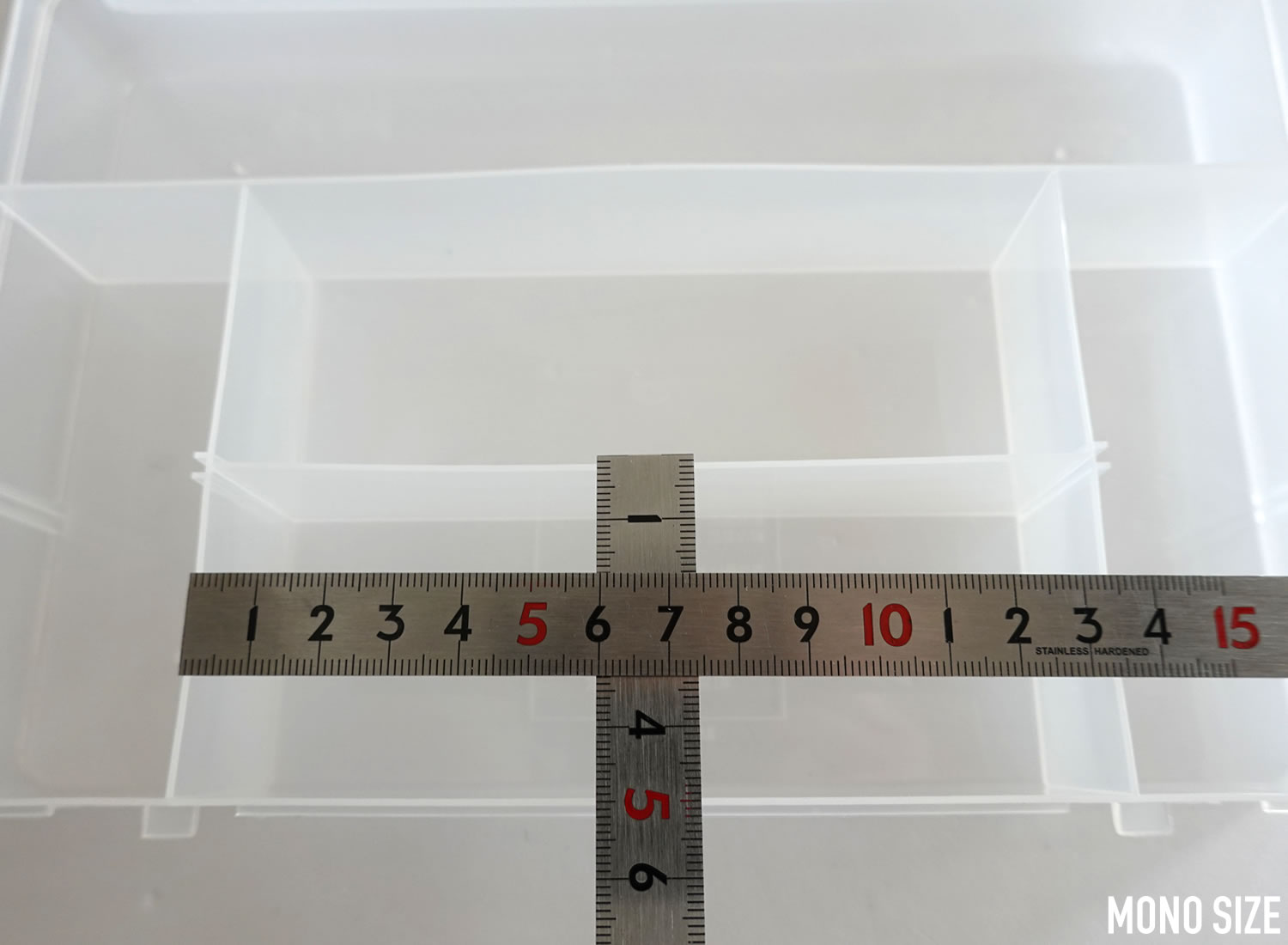 100均「セパレートボックス Lサイズ 仕切り板2枚付属」の商品情報とサイズ・収納例。セリアで販売（4906137314712）